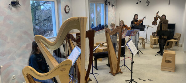 das Ensemble Piccolo beim Proben in der Musikschule Eberhard